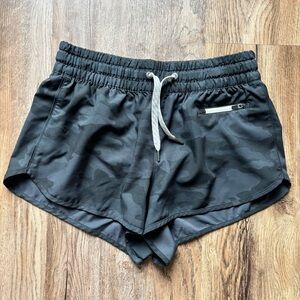 Vuori Clementine Short 2.5”